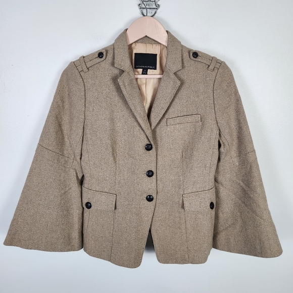 Banana Republic Jackets & Blazers - NWOT Banana Republic Tan Gold Metallic‎ Wool Blend Military Blazer Size 6 #0572